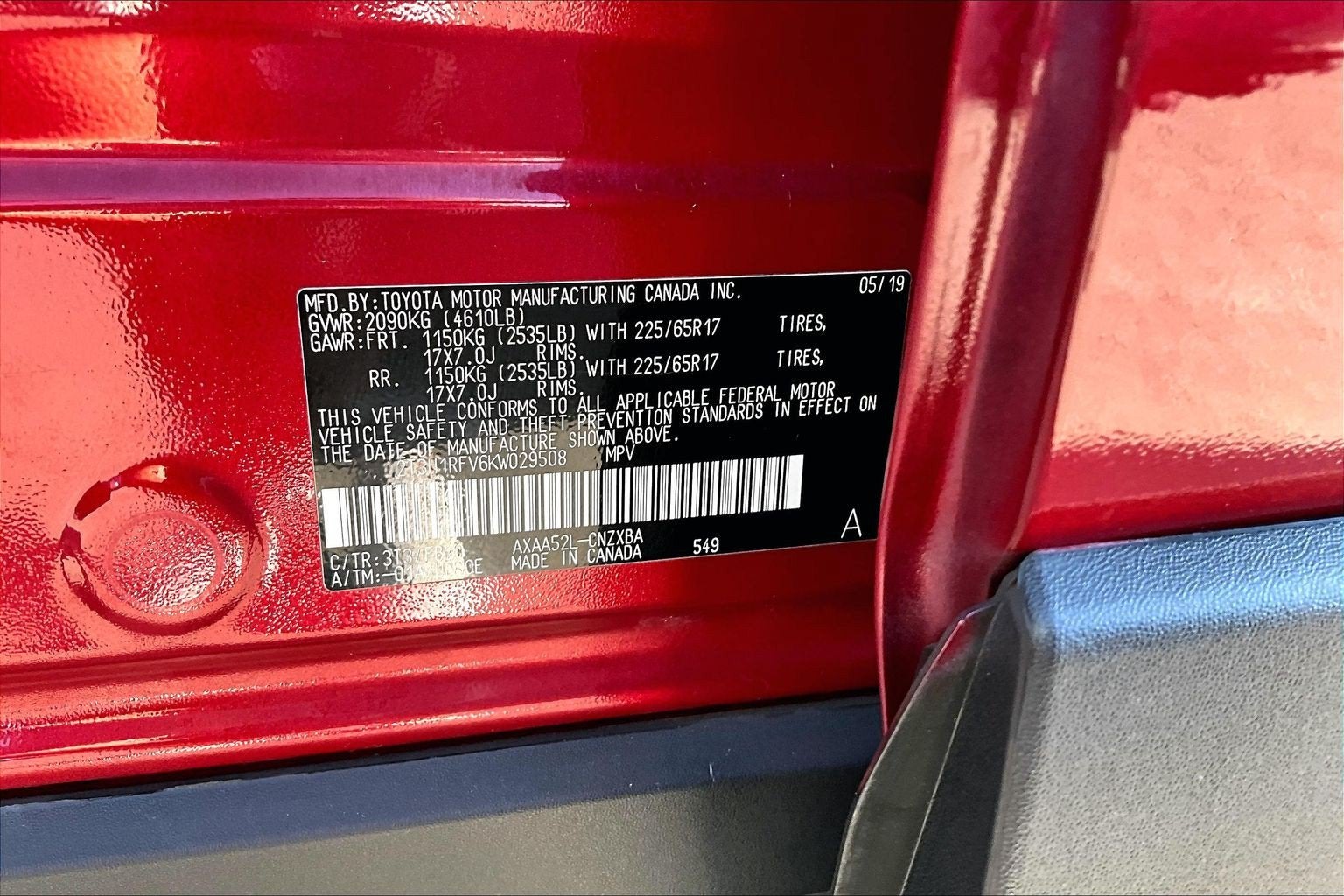 2019 Toyota RAV4 LE