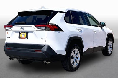 2022 Toyota RAV4 LE