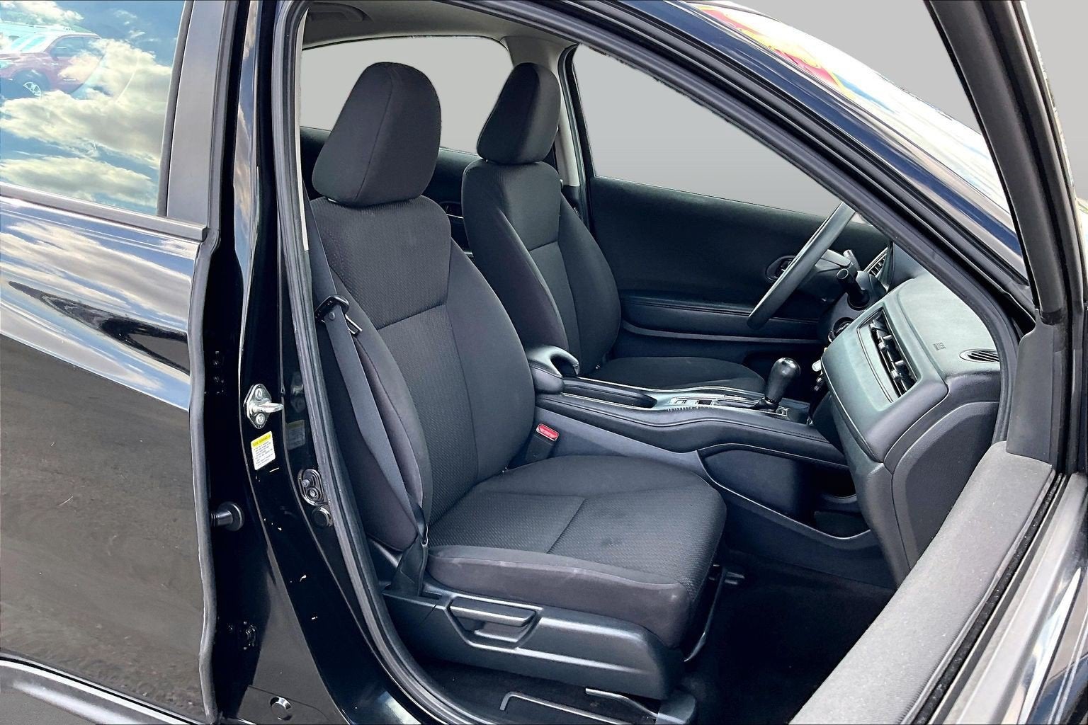 2016 Honda HR-V LX