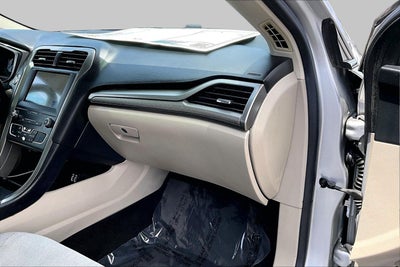 2019 Ford Fusion SE
