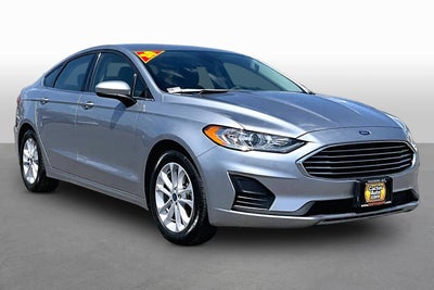 2020 Ford Fusion SE