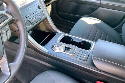 2020 Ford Fusion Hybrid SE
