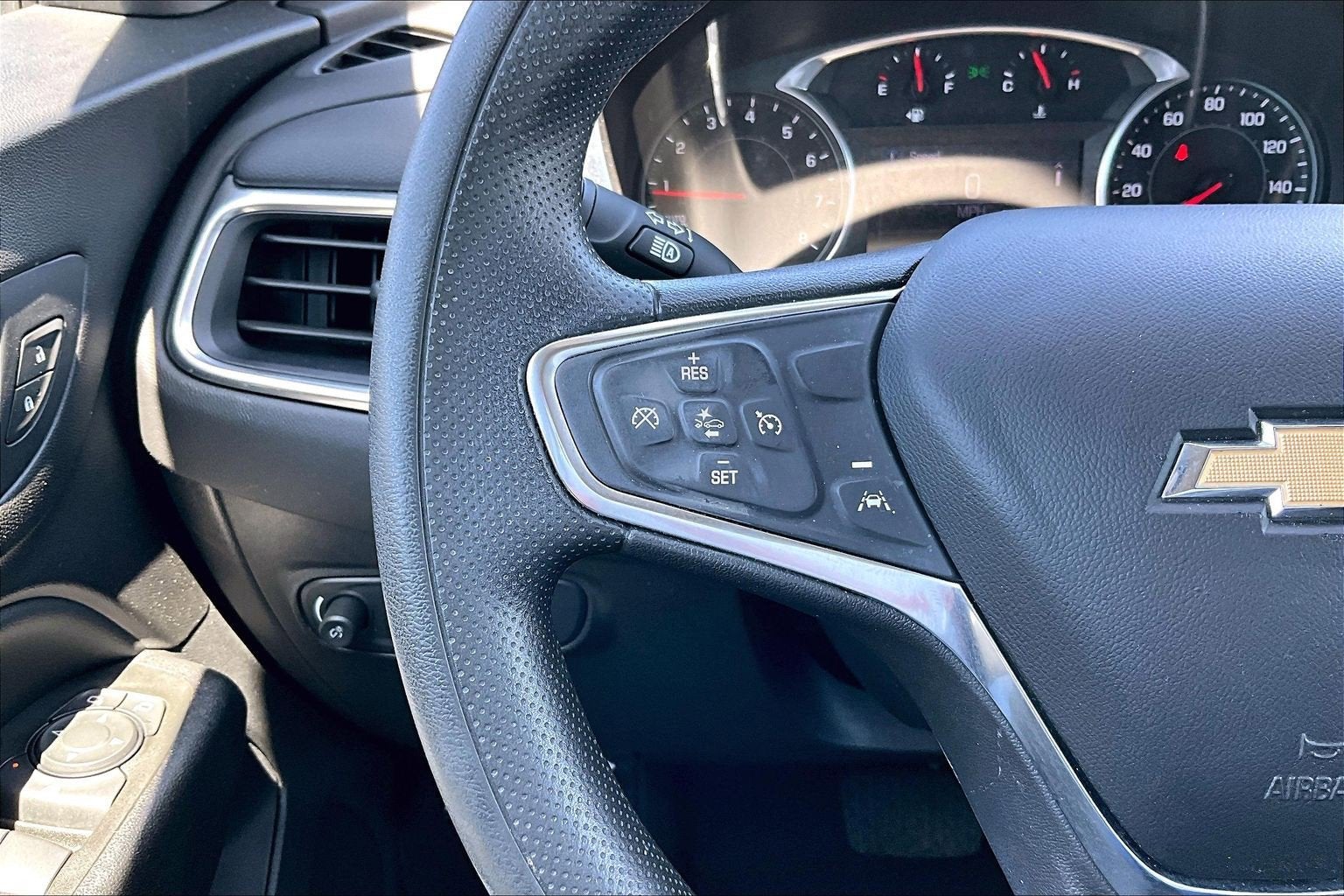 2021 Chevrolet Equinox LT - Photo 18