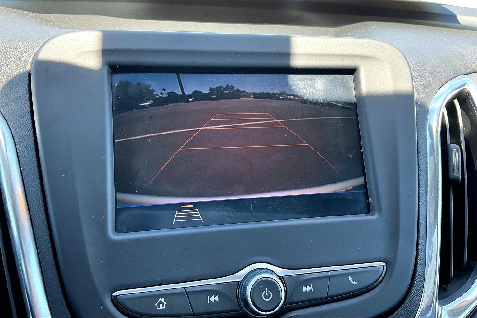 2021 Chevrolet Equinox LT - Photo 21