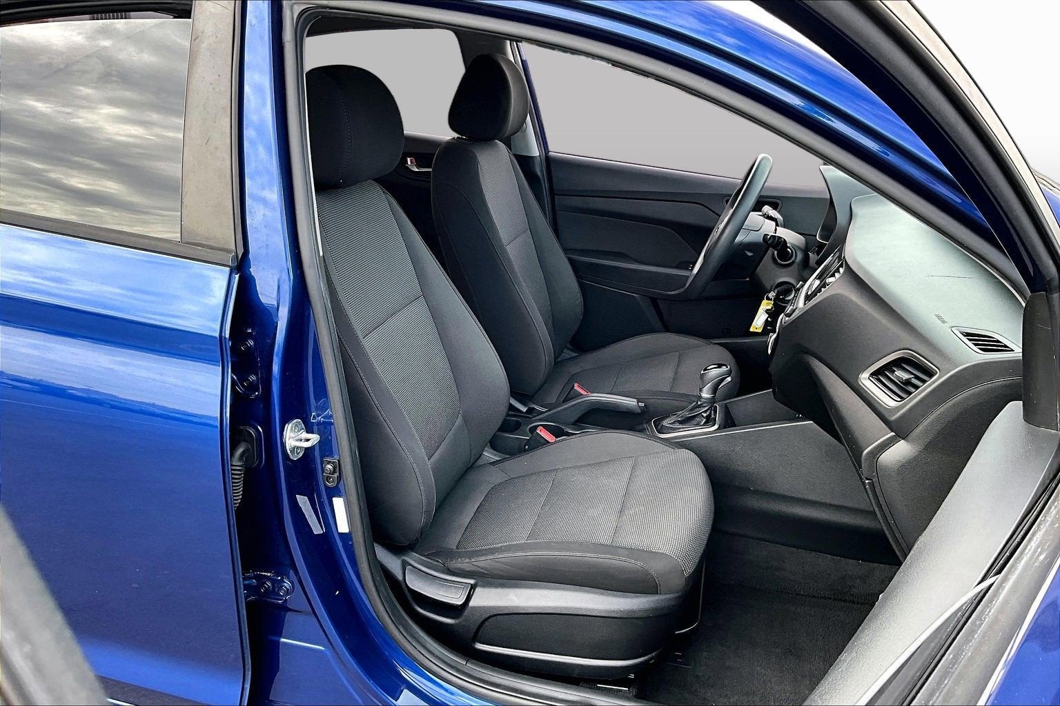 2019 Hyundai Accent SE