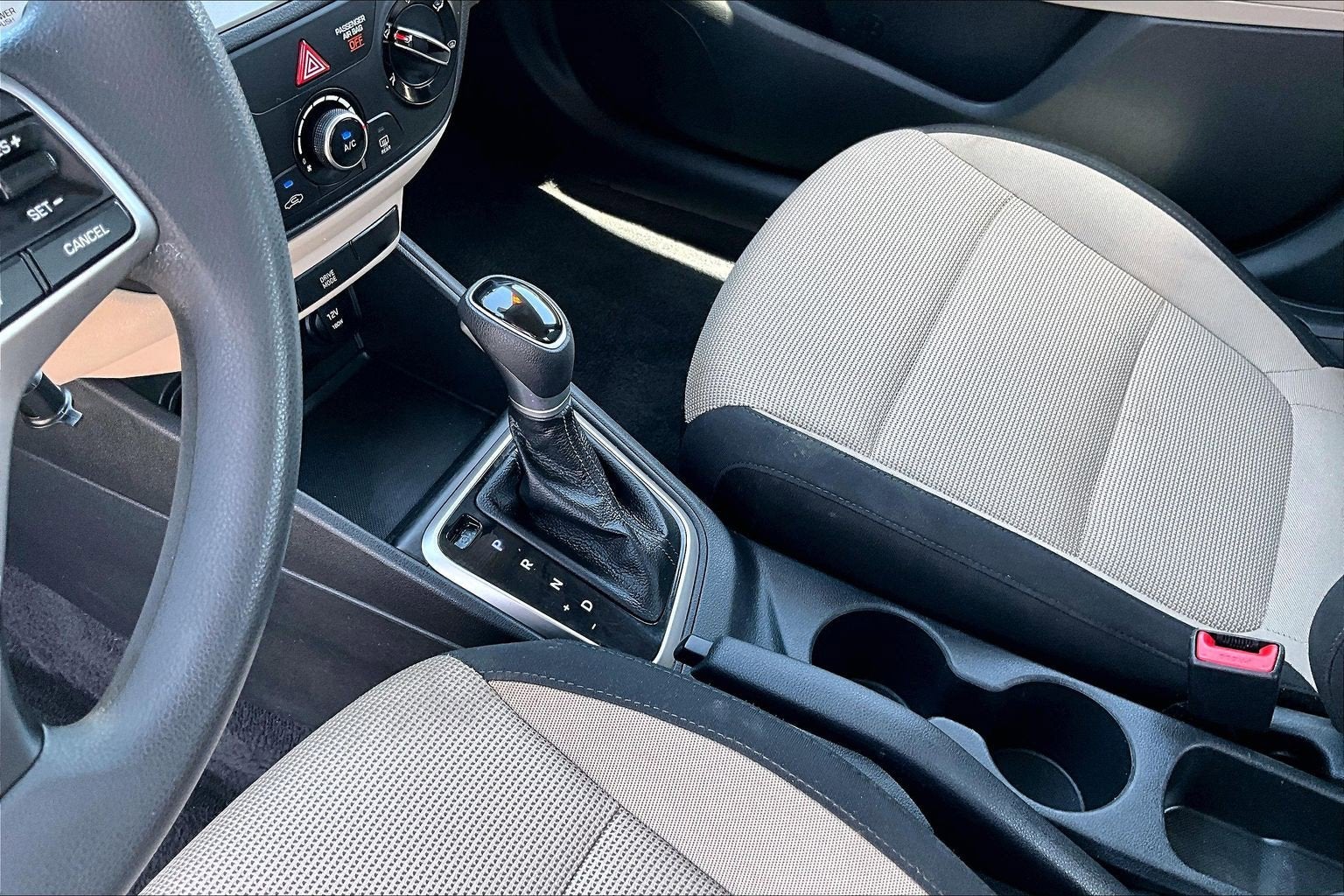 2022 Hyundai Accent SE
