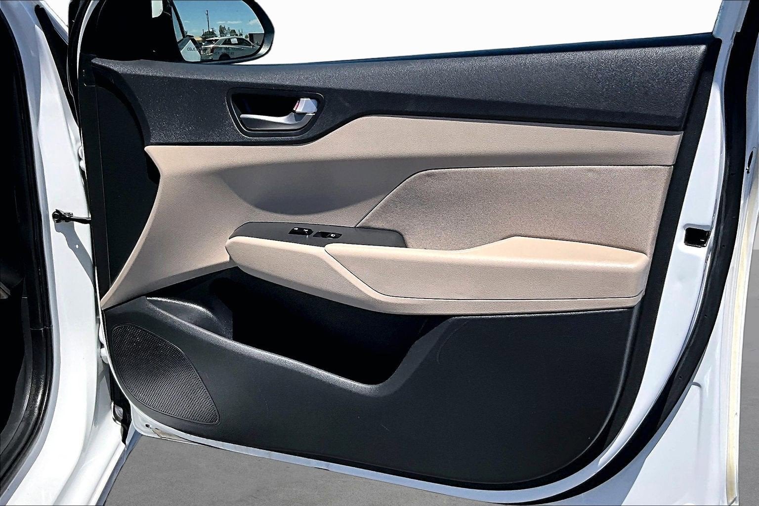 2022 Hyundai Accent SE
