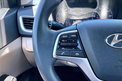 2022 Hyundai Accent SE
