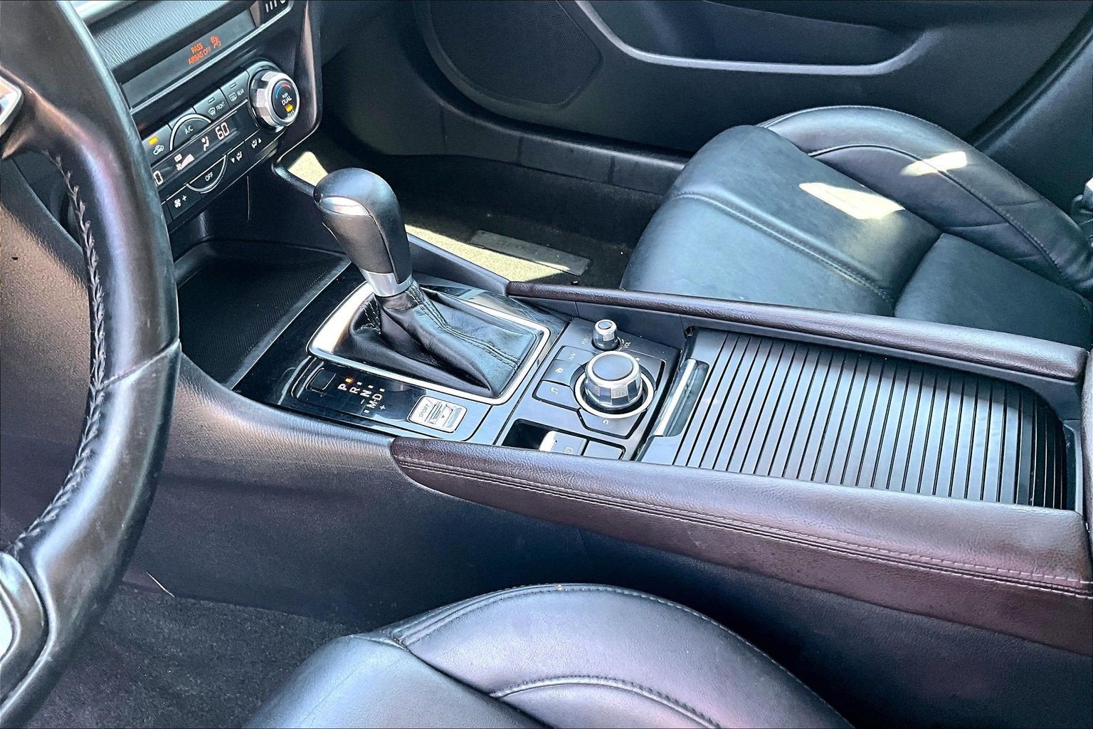 2017 Mazda Mazda3 5-Door Touring