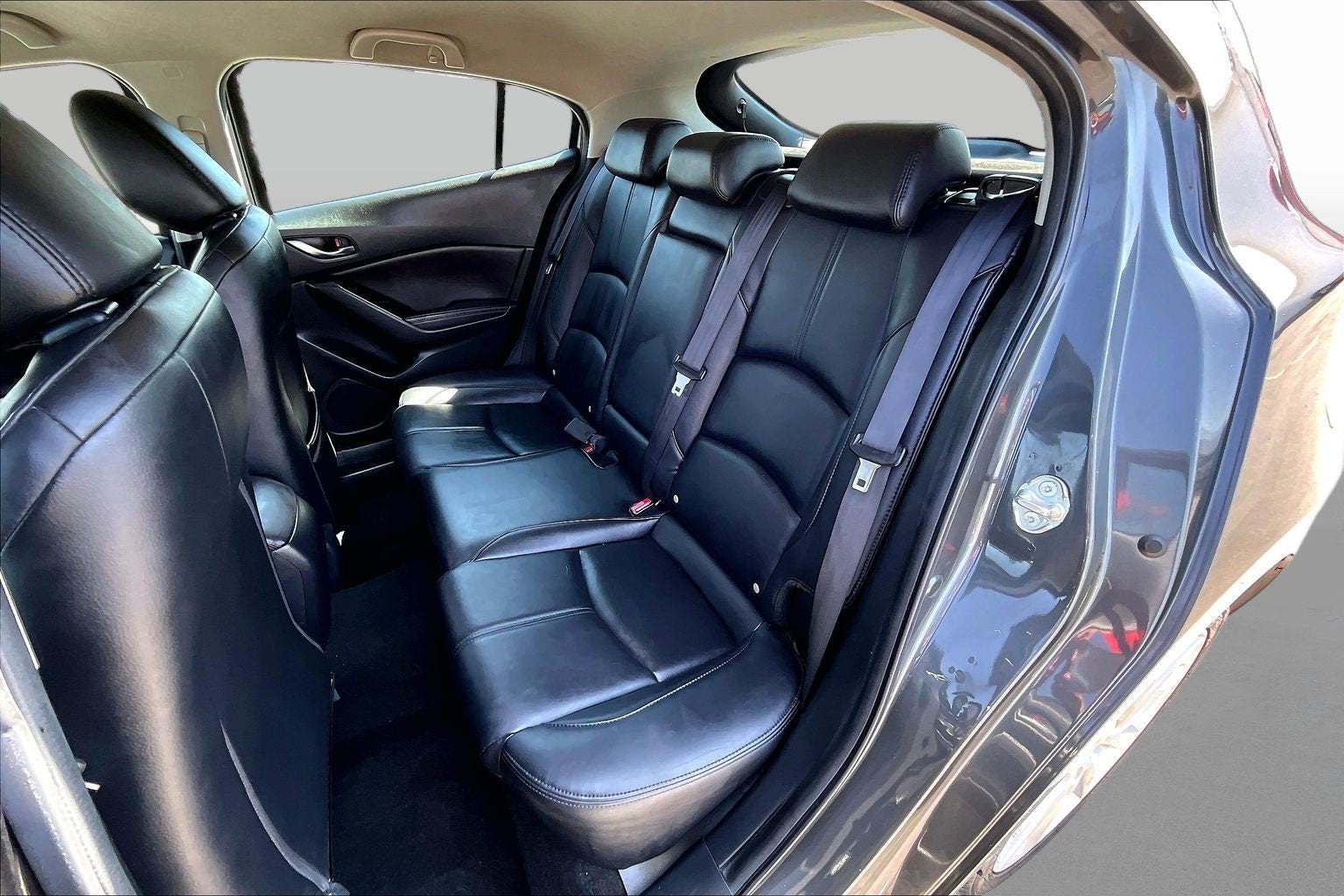 2017 Mazda Mazda3 5-Door Touring