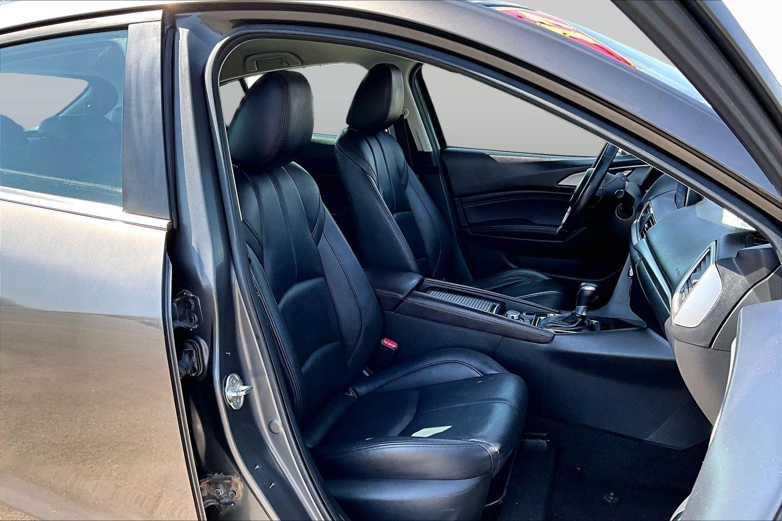 2017 Mazda Mazda3 5-Door Touring