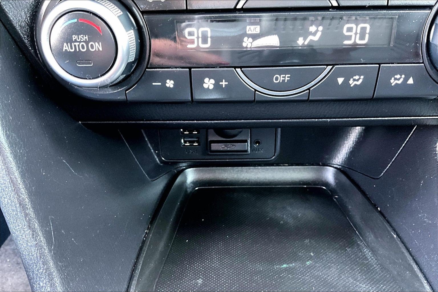 2017 Mazda Mazda3 4-Door Touring