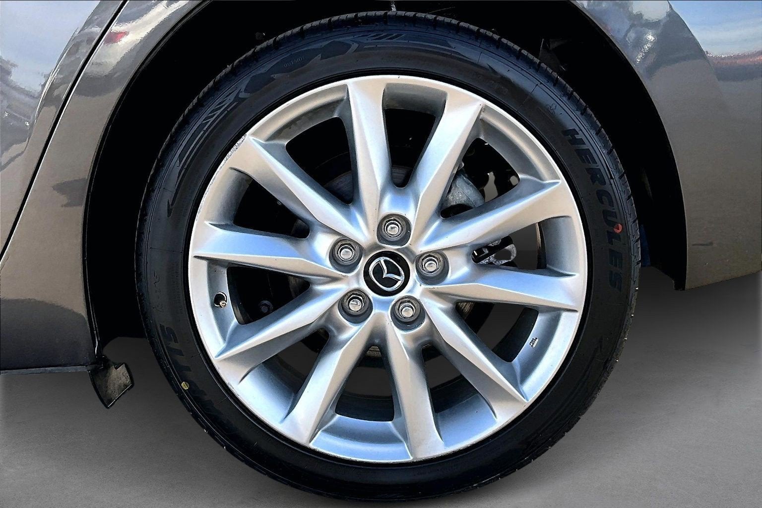 2017 Mazda Mazda3 4-Door Touring