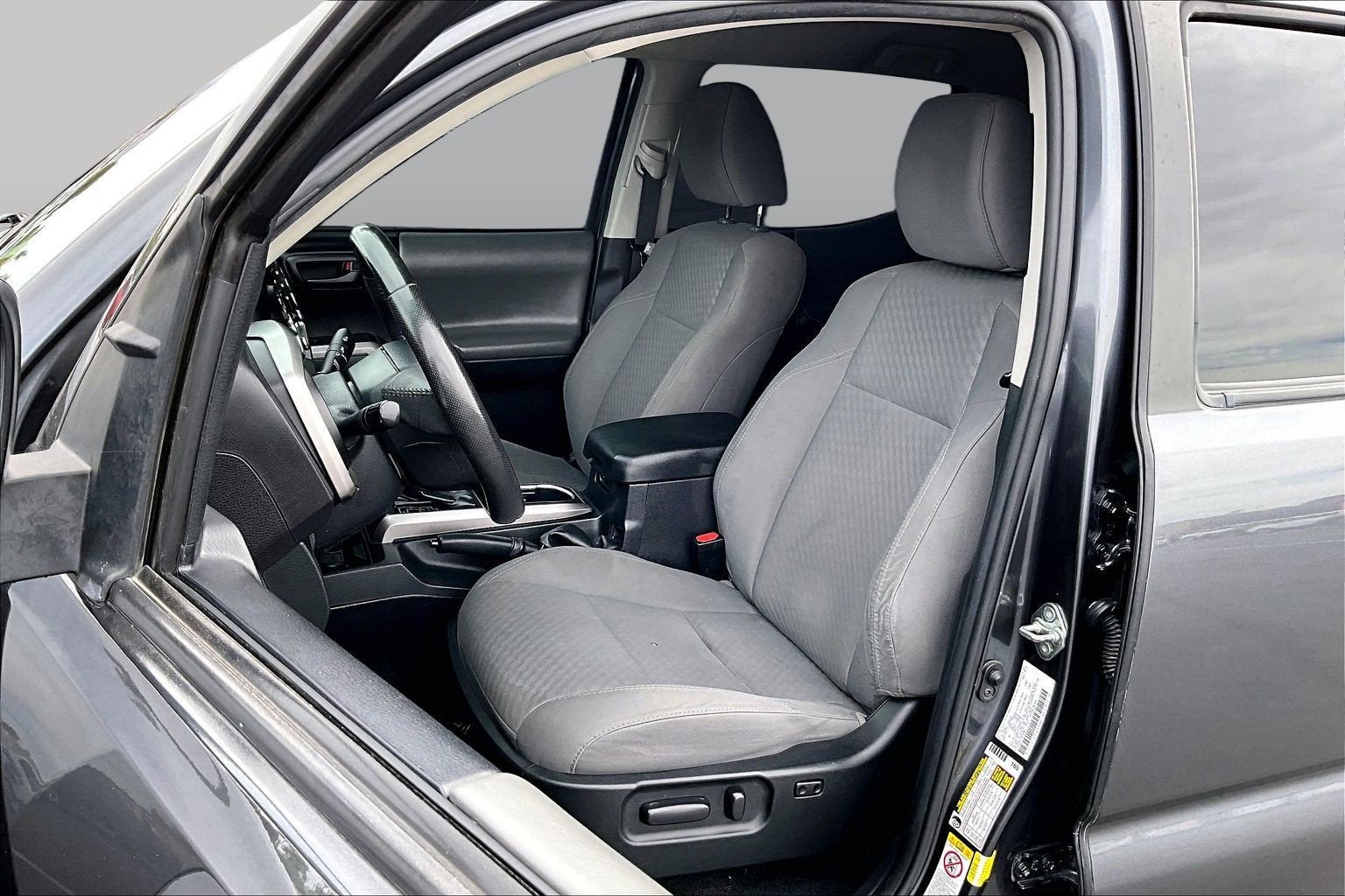 2020 Toyota Tacoma 2WD SR5
