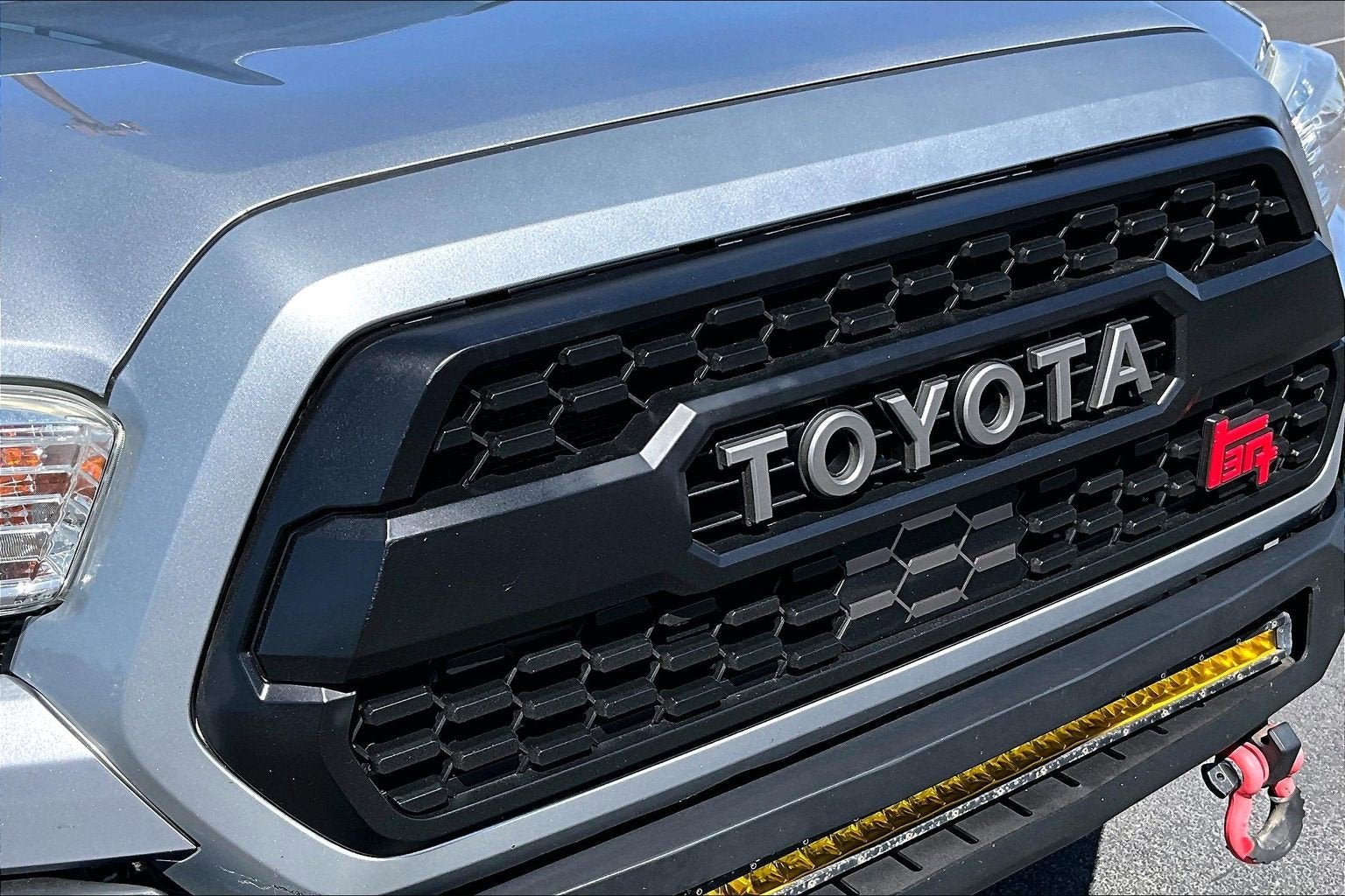 2018 Toyota Tacoma SR