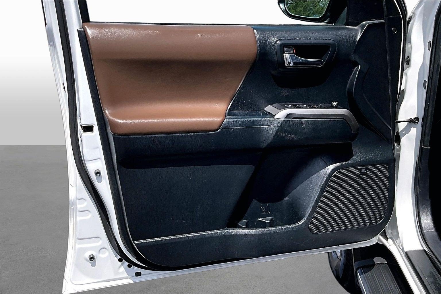 2016 Toyota Tacoma Limited