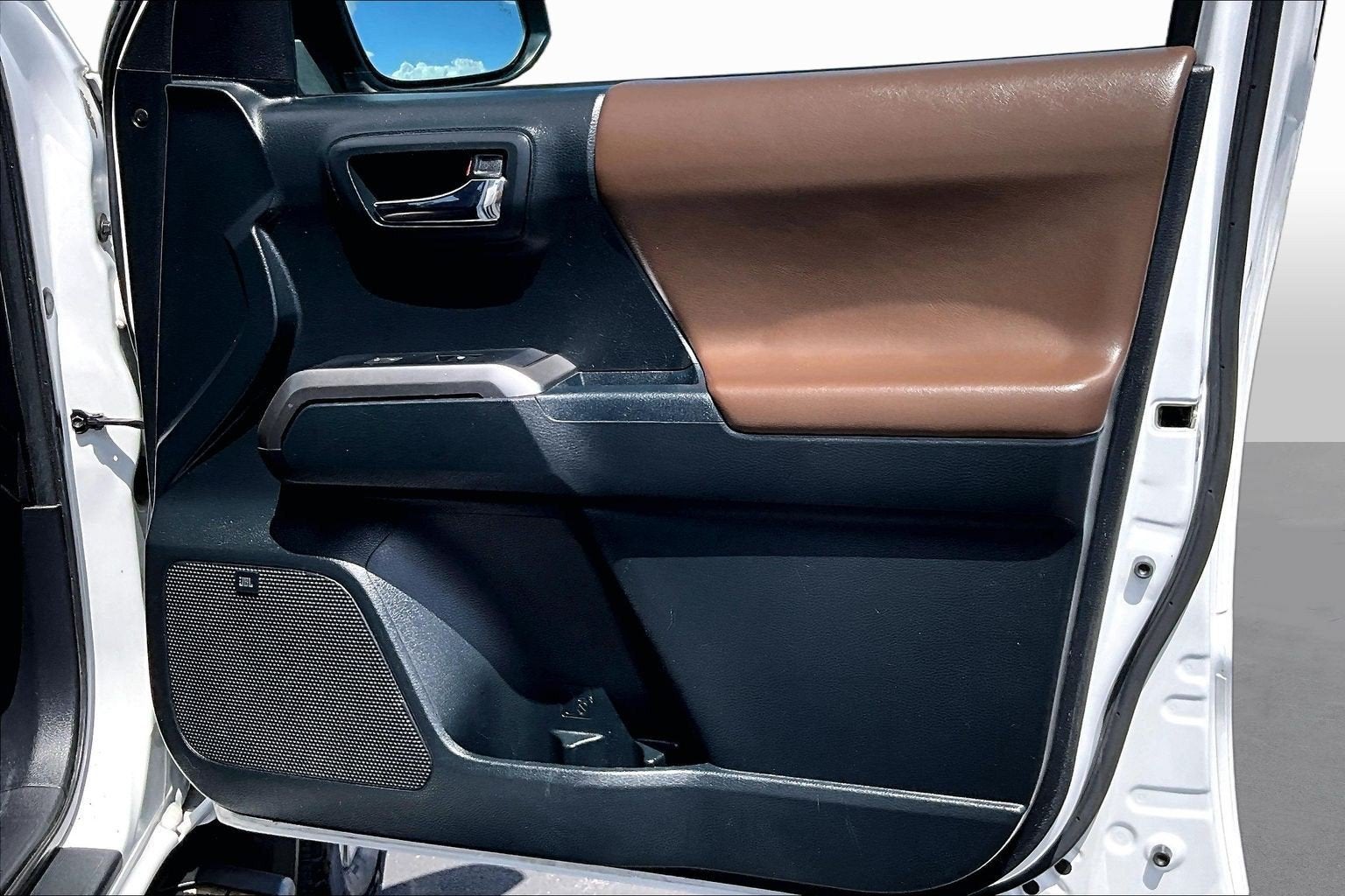 2016 Toyota Tacoma Limited