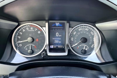 2022 Toyota Tacoma 2WD SR5