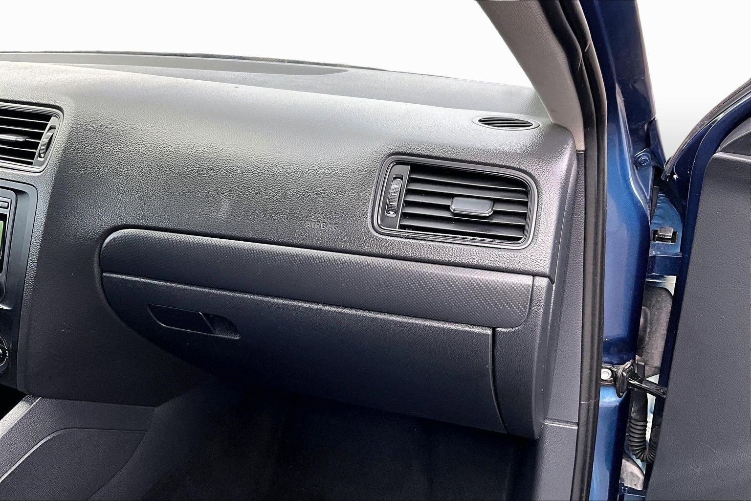 2015 Volkswagen Jetta 2.0L S