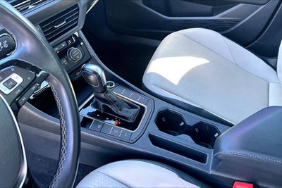 2021 Volkswagen Jetta R-Line