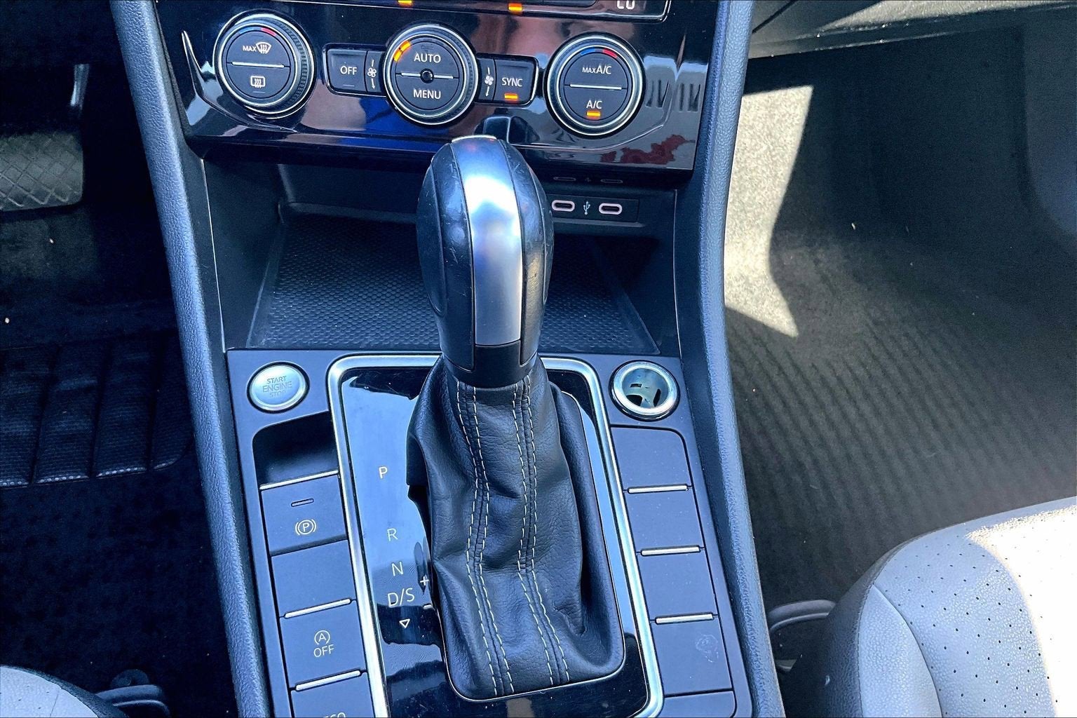 2021 Volkswagen Jetta R-Line