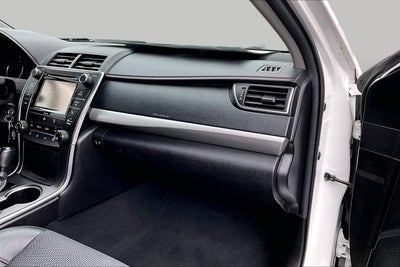 2017 Toyota Camry SE