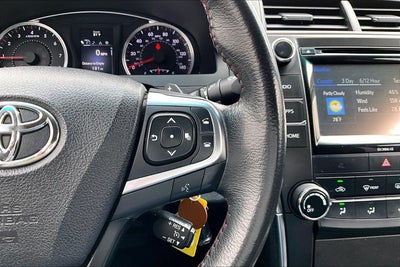 2017 Toyota Camry SE