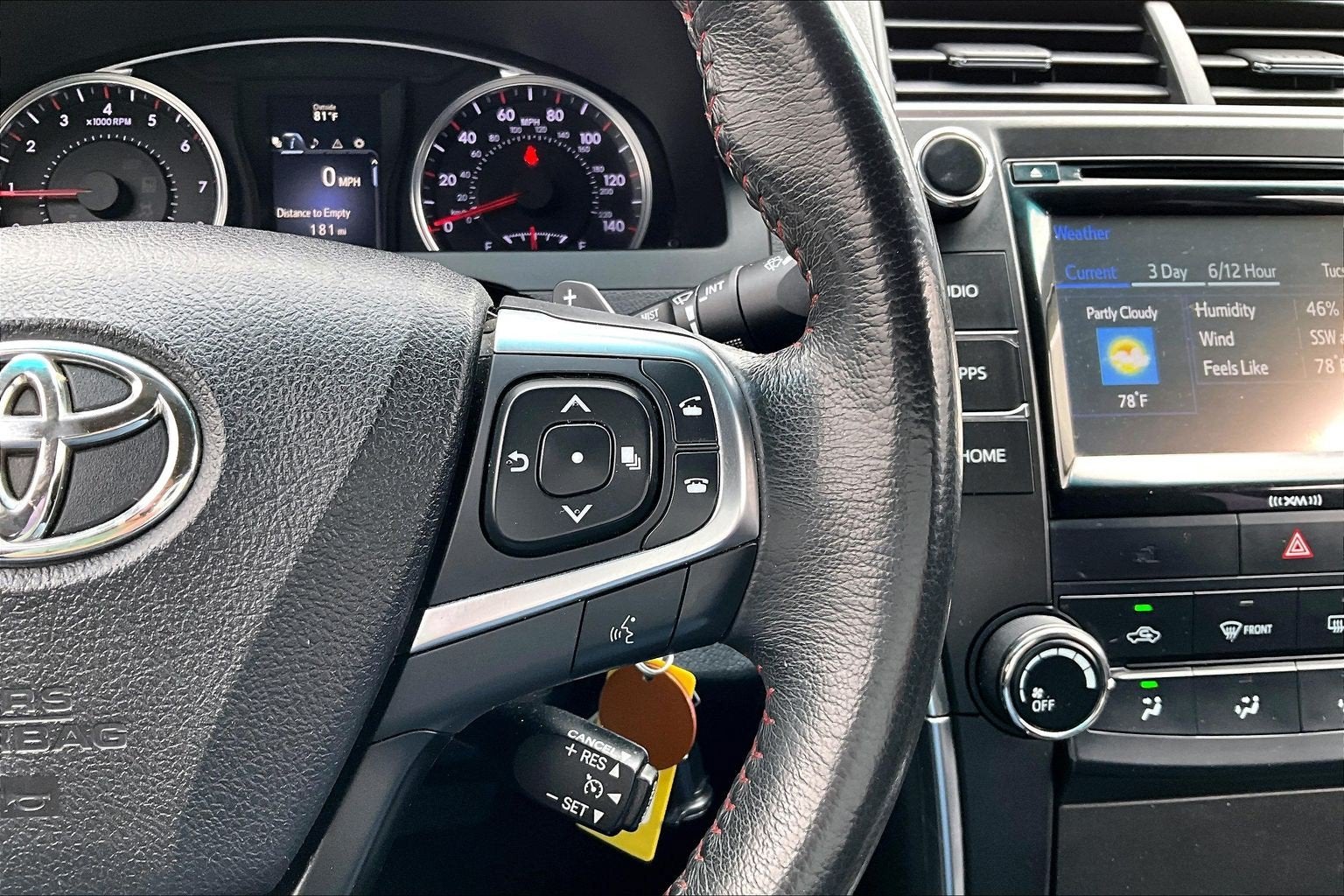 2017 Toyota Camry SE
