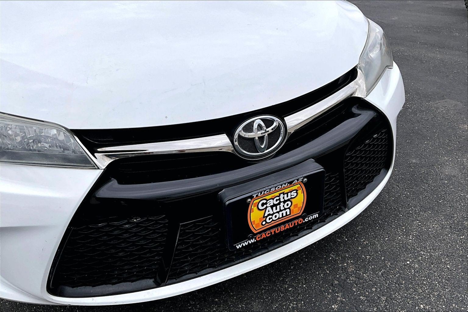 2017 Toyota Camry SE