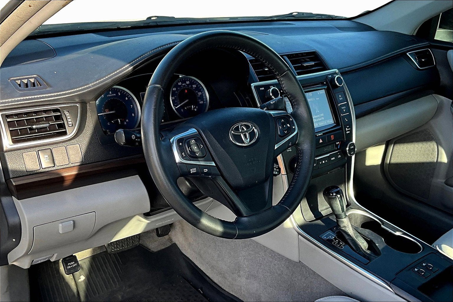 2017 Toyota Camry XLE