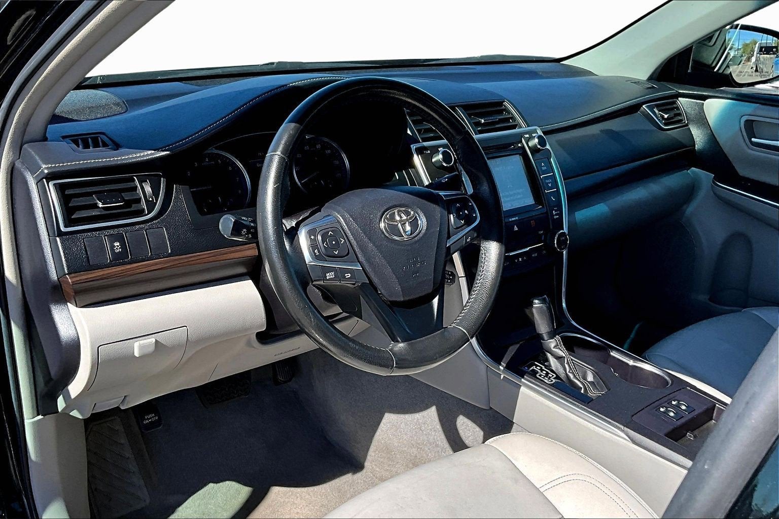 2017 Toyota Camry XLE