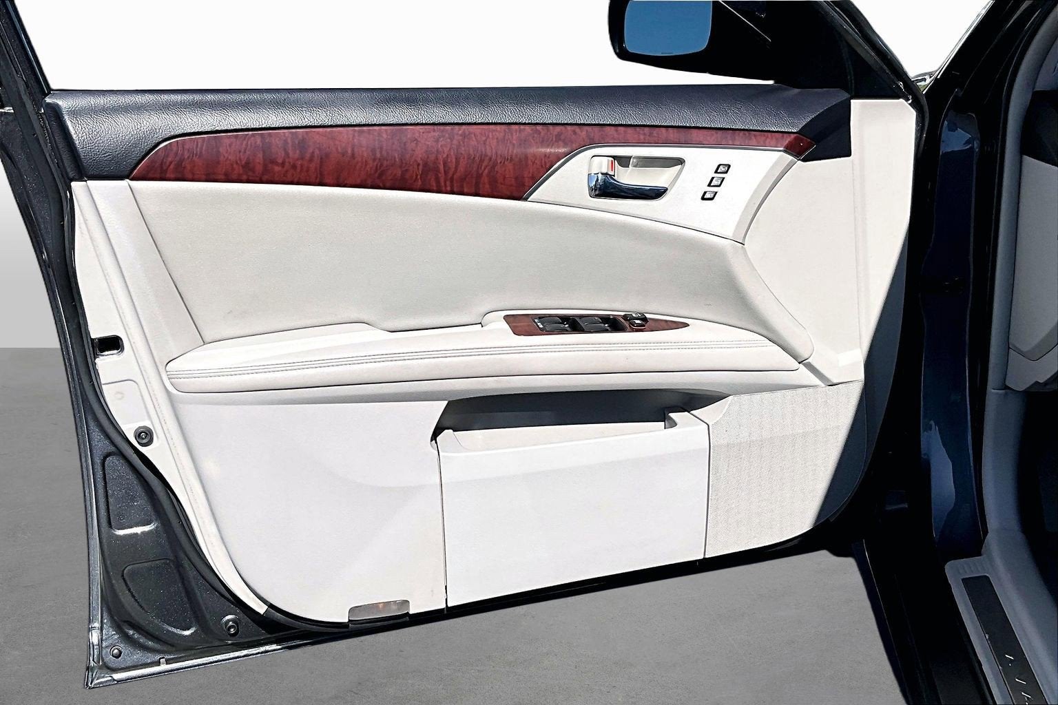 2011 Toyota Avalon Base