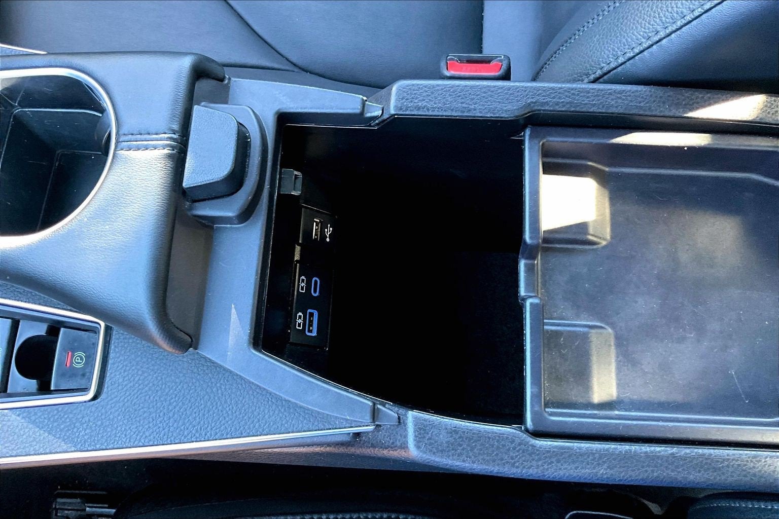 2022 Toyota Avalon XLE