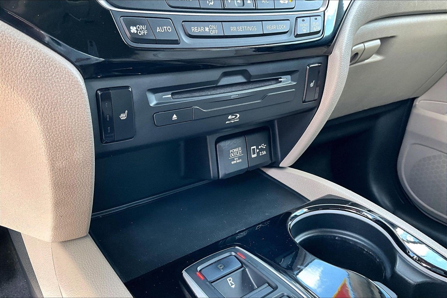 2019 Honda Pilot Touring - Photo 25