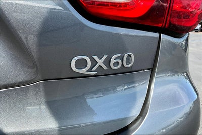 2017 INFINITI QX60 Base