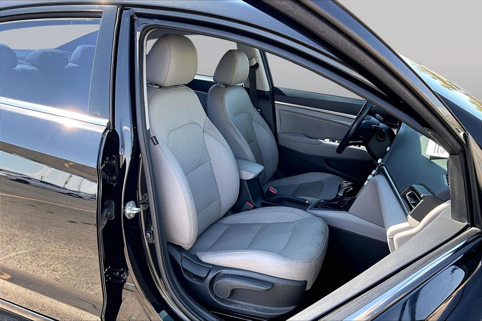2020 Hyundai Elantra Limited