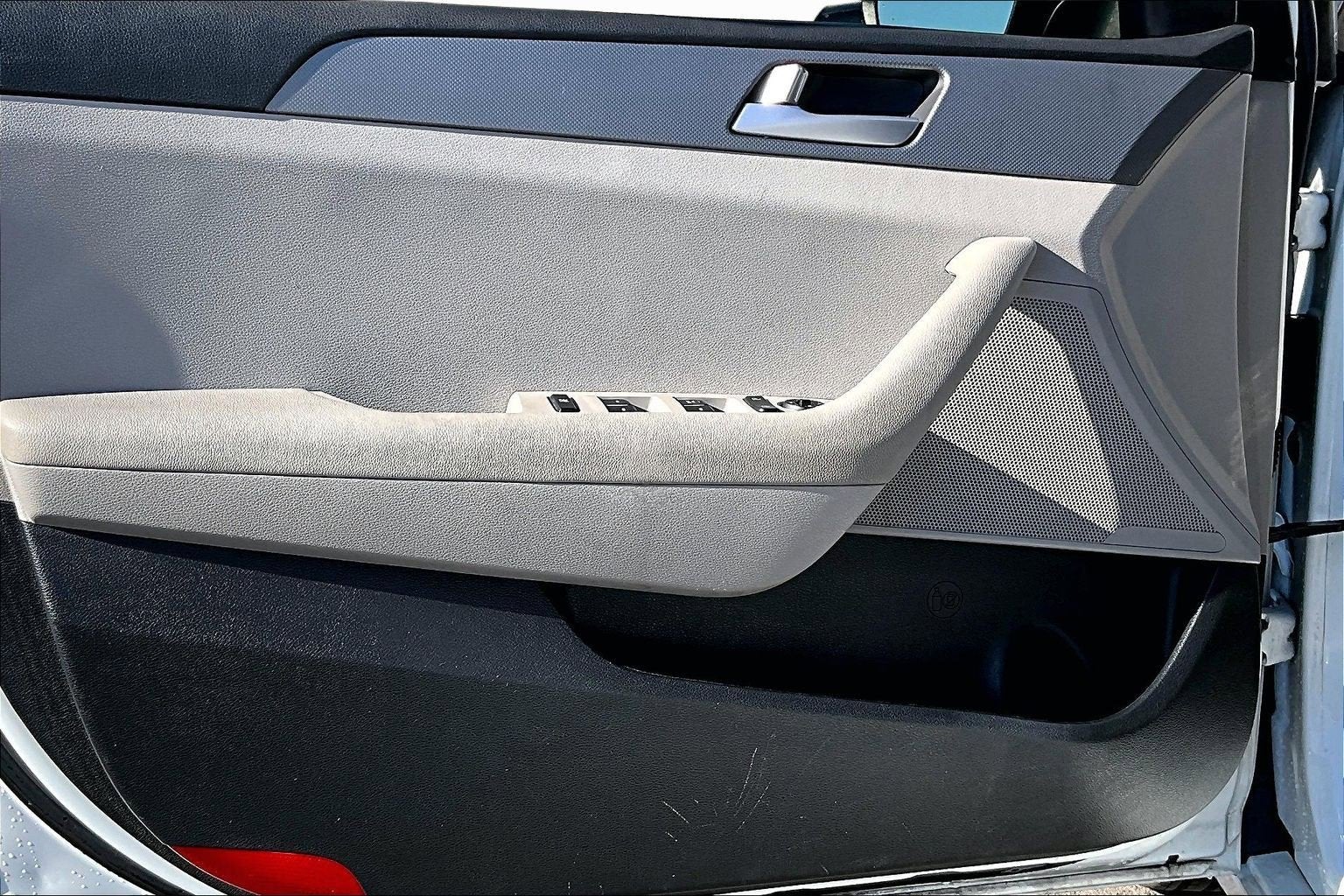 2016 Hyundai Sonata 2.4L SE