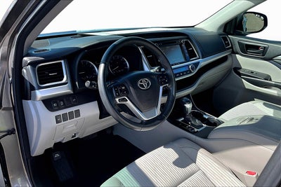 2018 Toyota Highlander LE