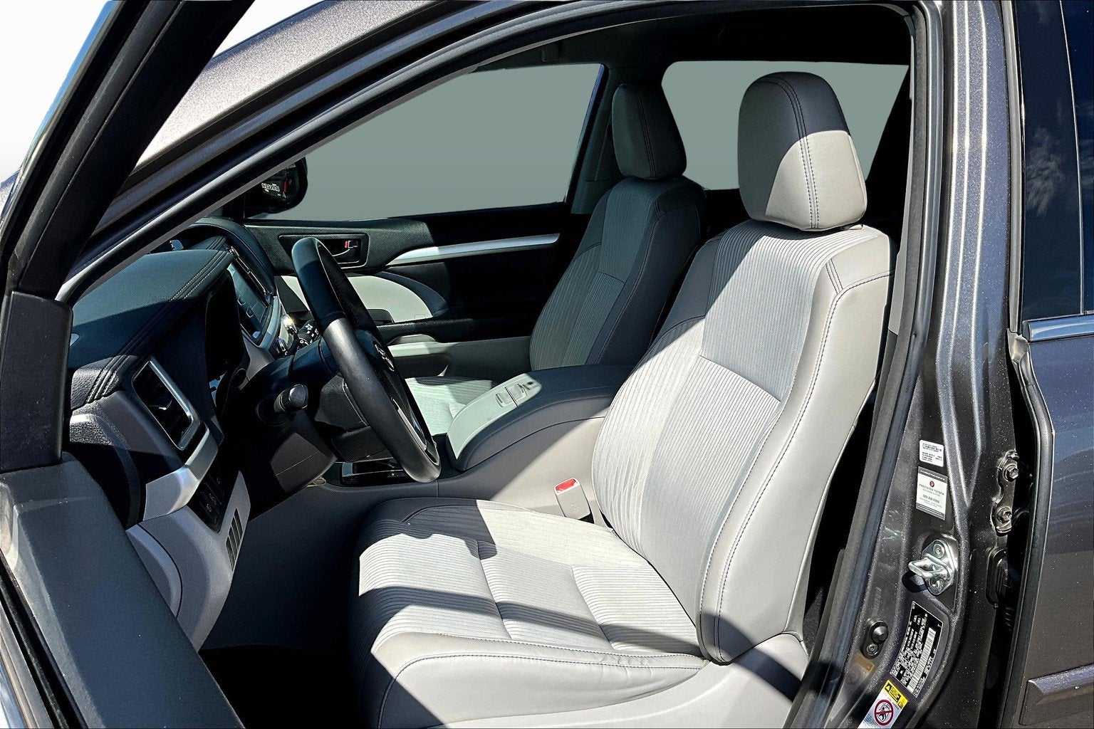 2018 Toyota Highlander LE