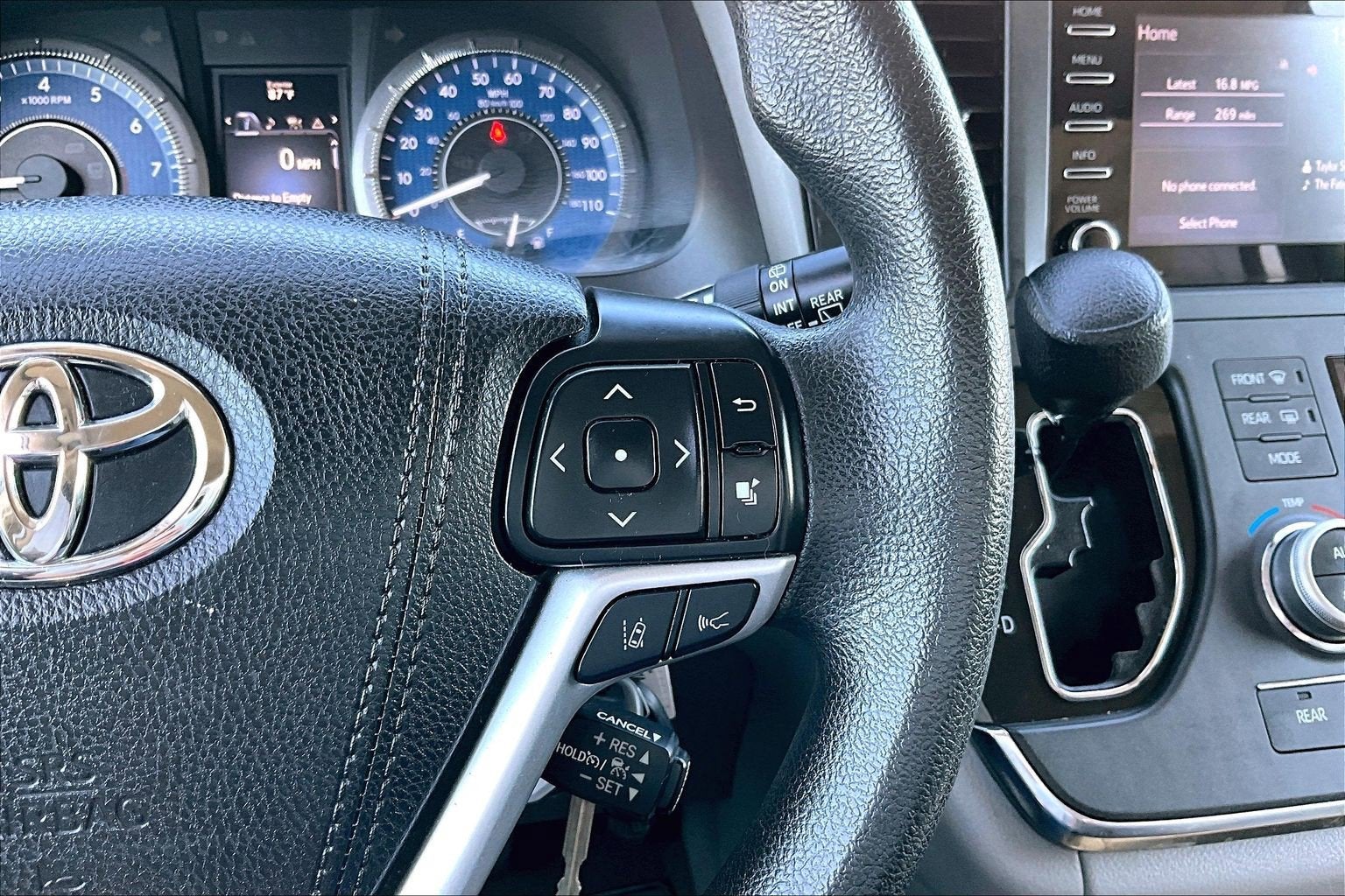 2018 Toyota Sienna LE