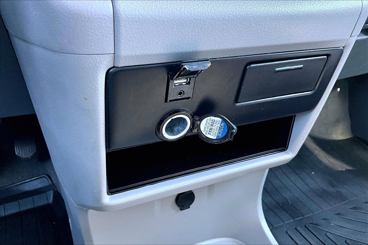 2018 Toyota Sienna LE
