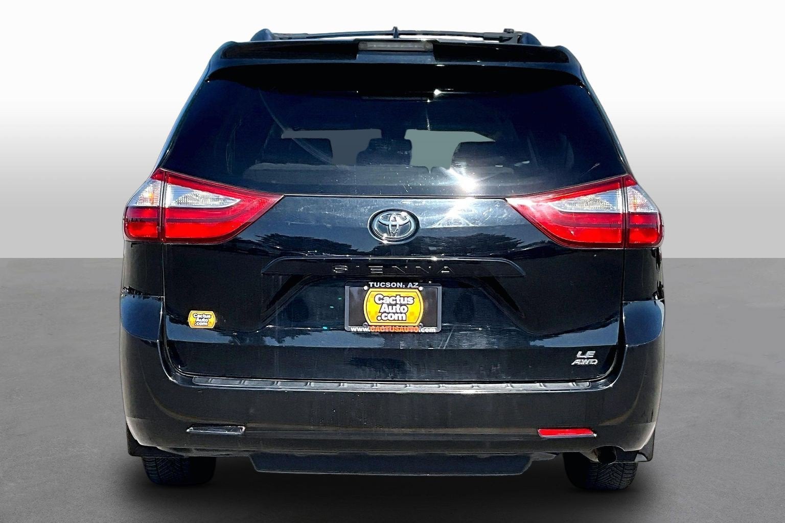 2018 Toyota Sienna LE