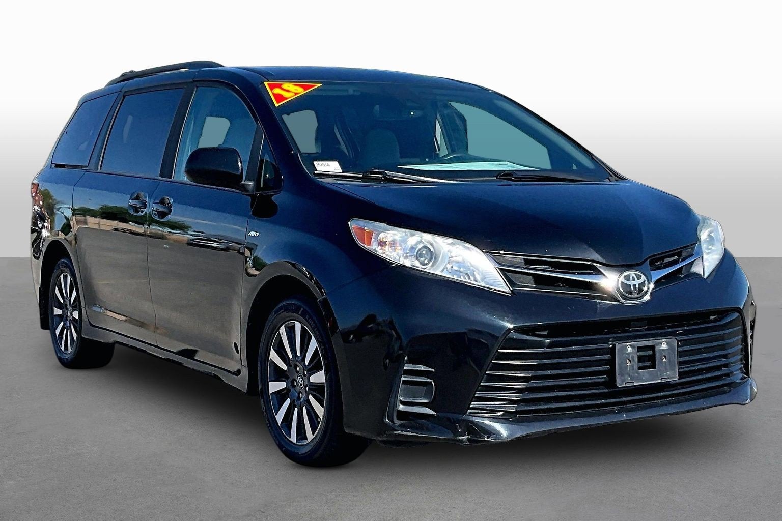 2018 Toyota Sienna LE