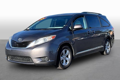 2014 Toyota Sienna LE AAS
