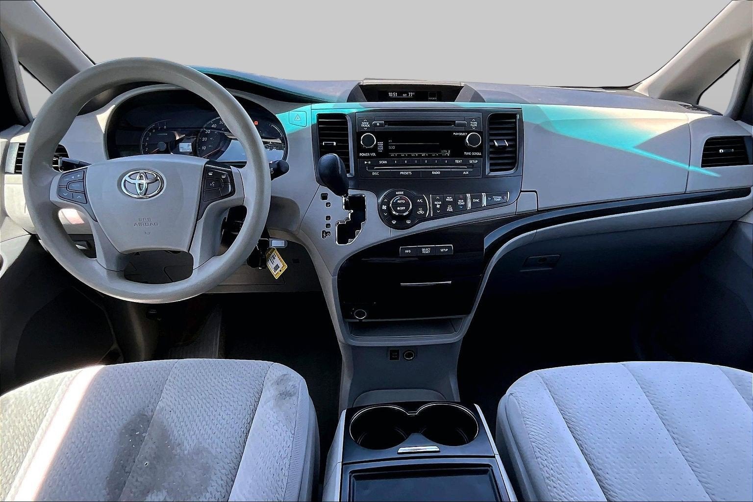 2014 Toyota Sienna LE AAS