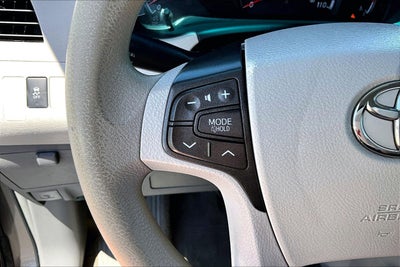 2014 Toyota Sienna LE AAS