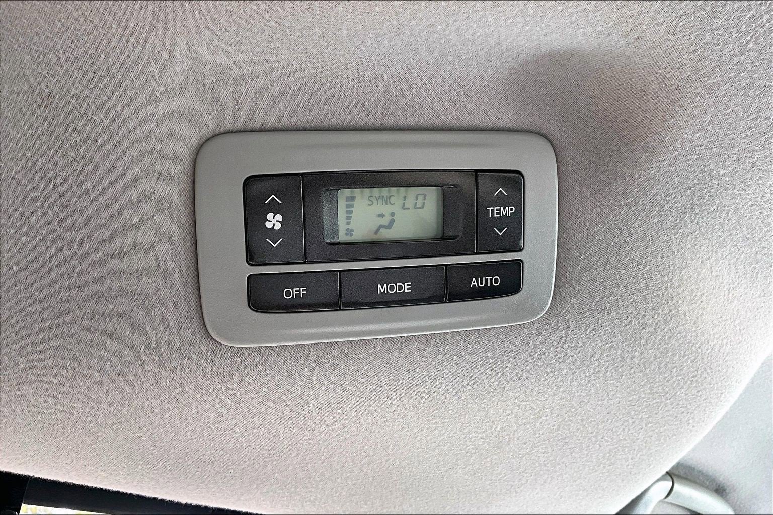 2014 Toyota Sienna LE AAS