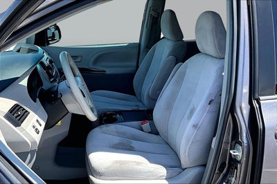 2014 Toyota Sienna LE AAS