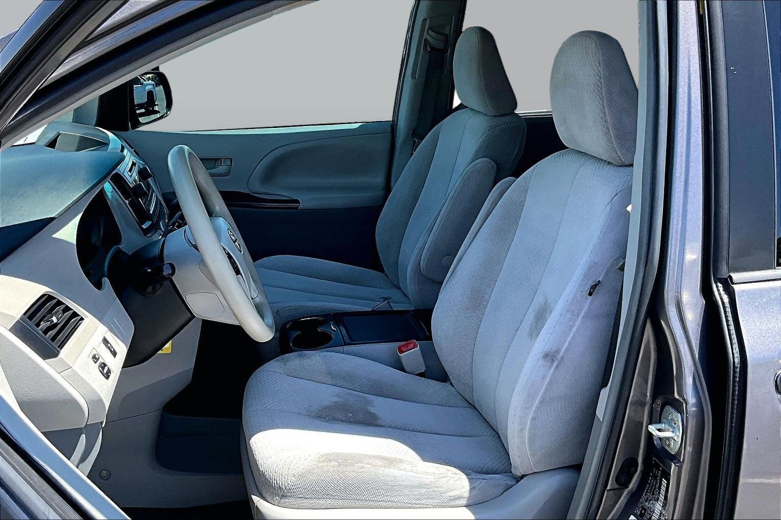 2014 Toyota Sienna LE AAS