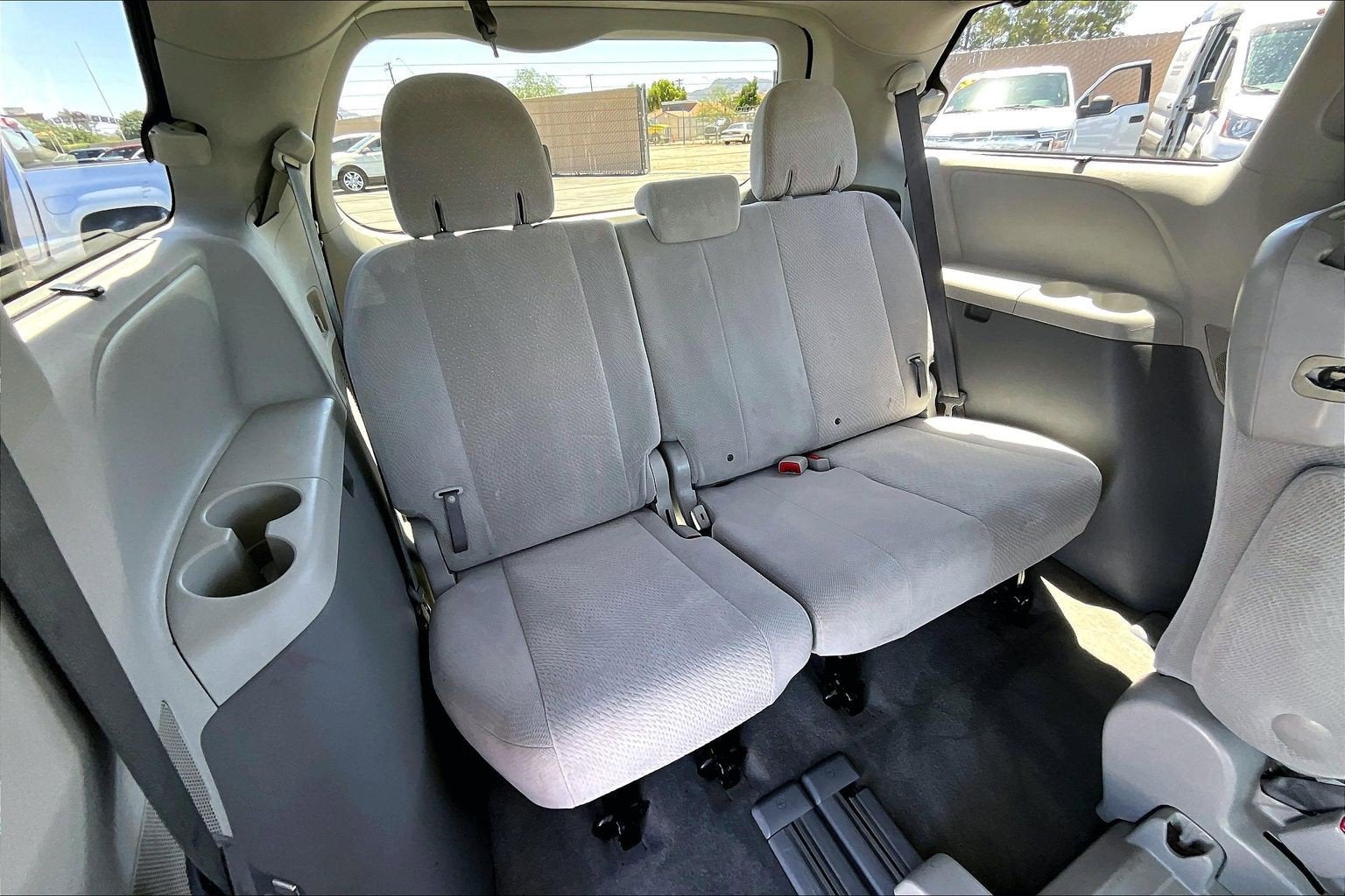2014 Toyota Sienna LE AAS